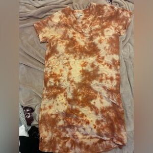 Wonderly Orange and Cream Tie-Dye Top